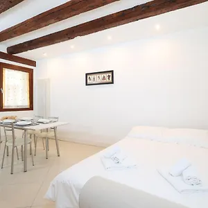  Apartamento Bricola Biennale Itália
